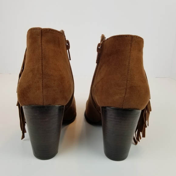Carlos Santana Fringe Ankle Boot - Picture 4 of 8